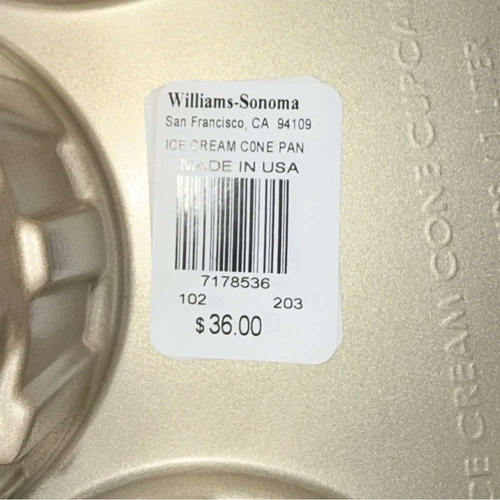Williams Sonoma Nordic Ware Nonstick Cast Aluminum Ice Cream Cone Cake Pan
